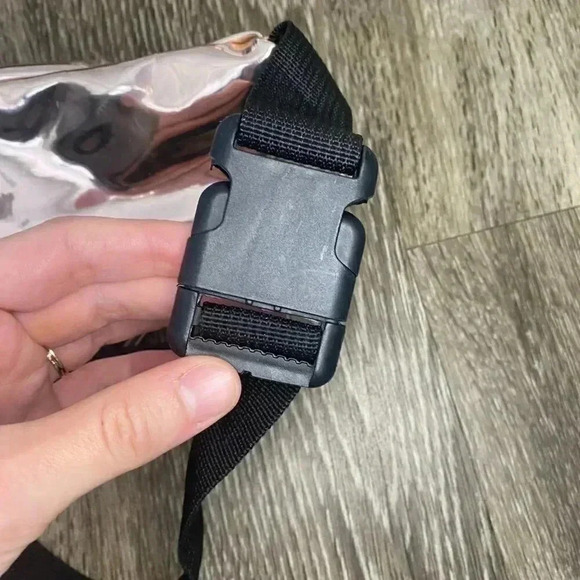 Pink Metallic Fanny Pack - Picture 6 of 7